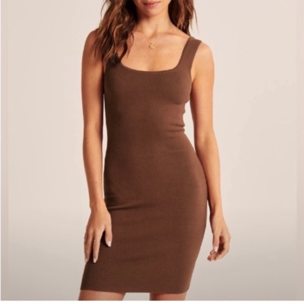 Elegant Brown Sleeveless Dress